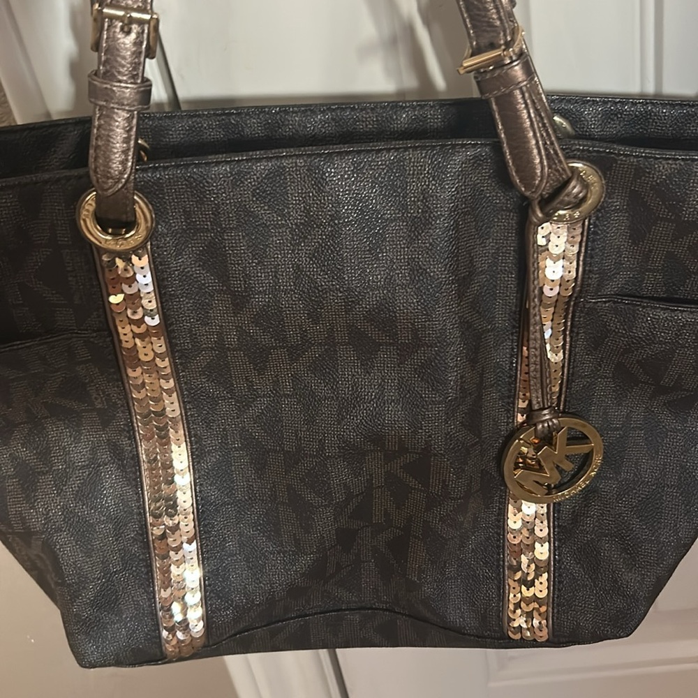 Michael Kors tote